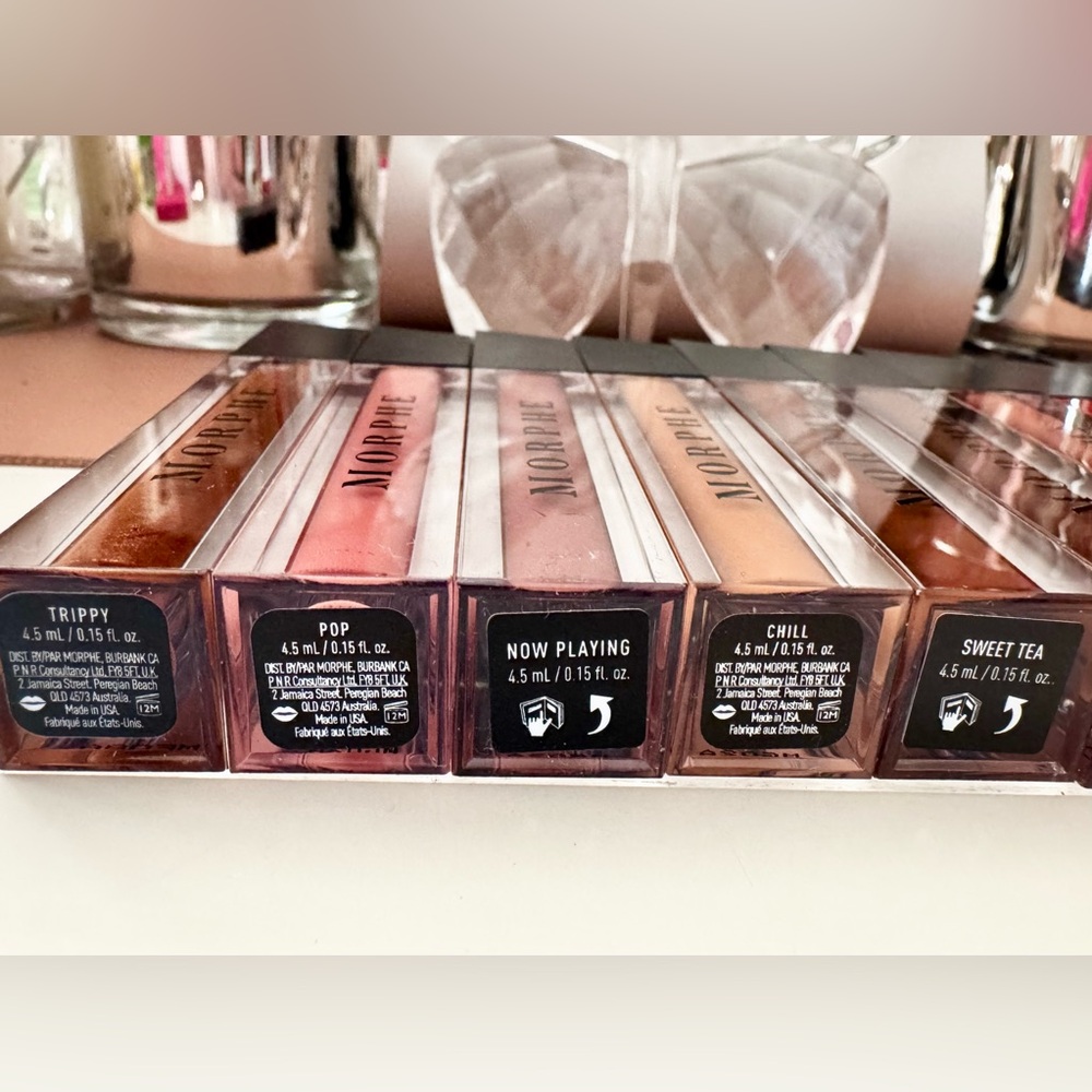 Morphie Lipgloss - Picture 3 of 6